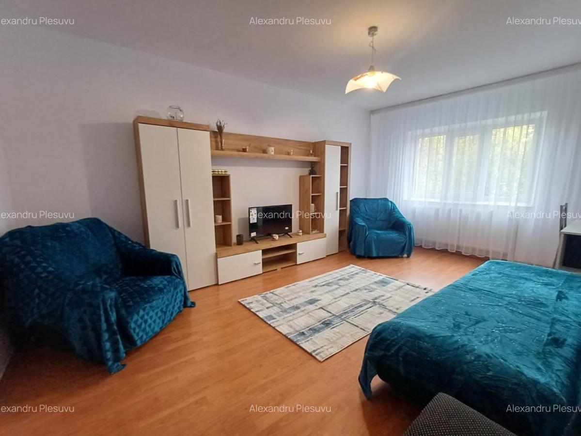 INCHIRIERE-APARTAMENT 2 CAMERE-NICOLINA - 1