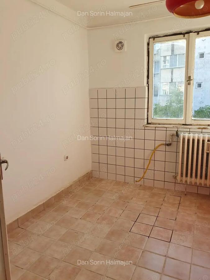 Oferim spre vanzare 2 camere zona Circumvalatiunii langa Mall - 4