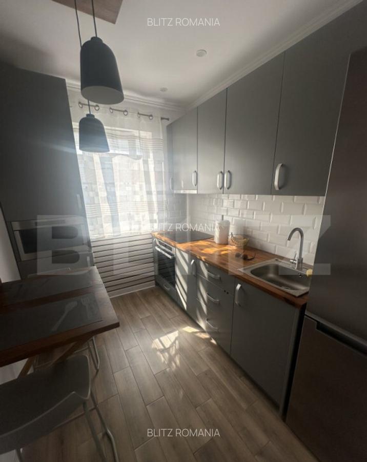 Casa tip apartament, cu 3 camere, 86 mp, zona 14 Mai - 10