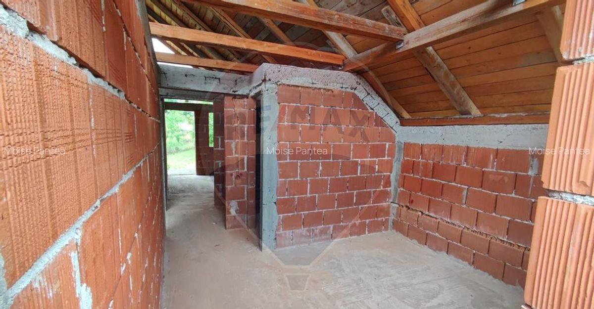 Casa de vacanta cu 6 camere de vanzare Suncuius - 3