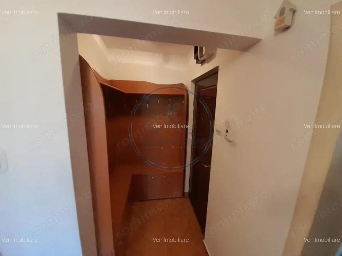 Apartament 4 camere,etajul 2,zona Petru Rares - 14