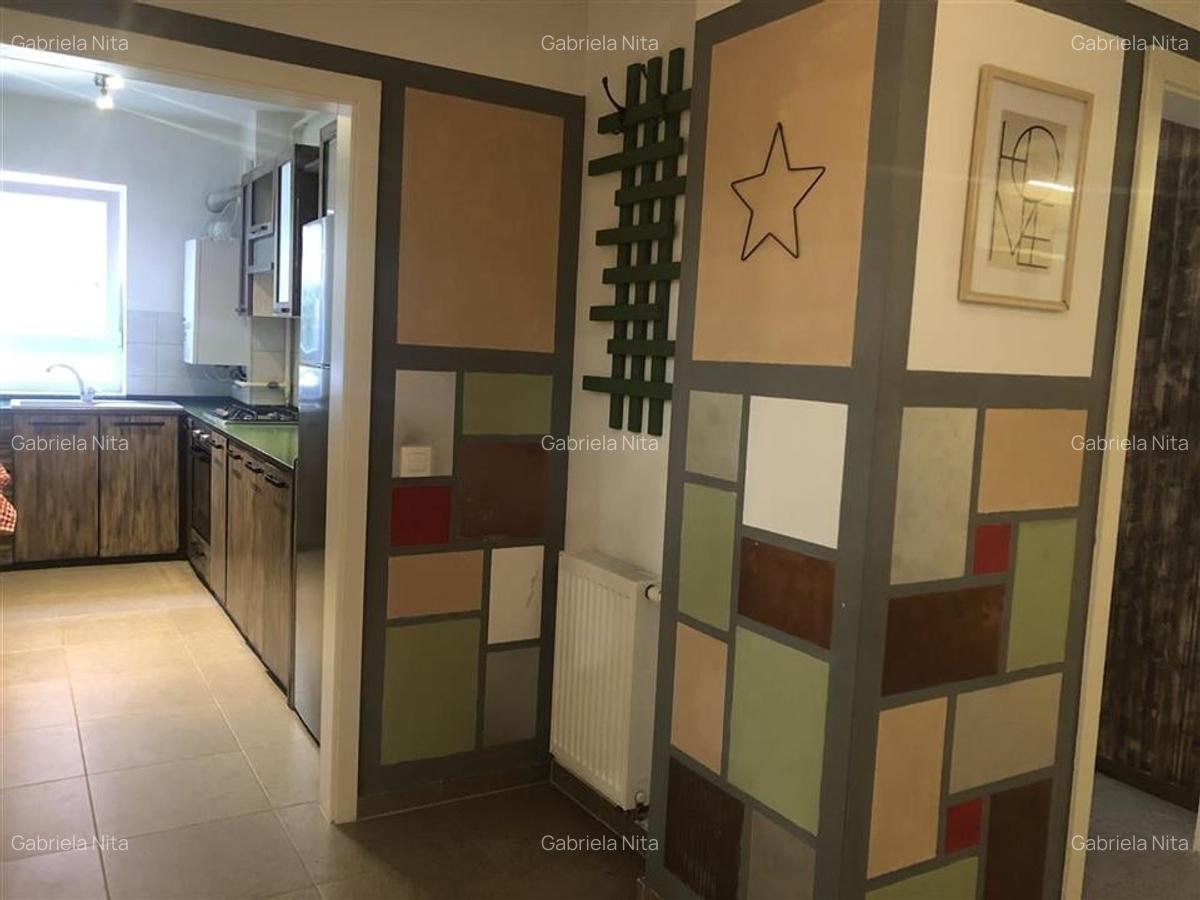 PARTER DECOMANDAT 2 CAMERE, BOXA, PARCARE, 3 MIN. CORESI - 5