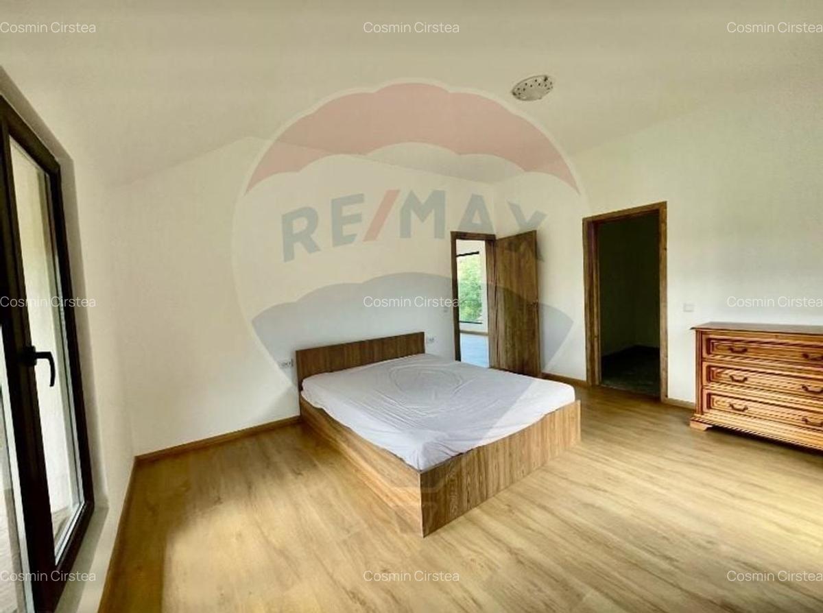 DE VANZARE Casa / Vila de vacanta in Campulung Muscel - 12