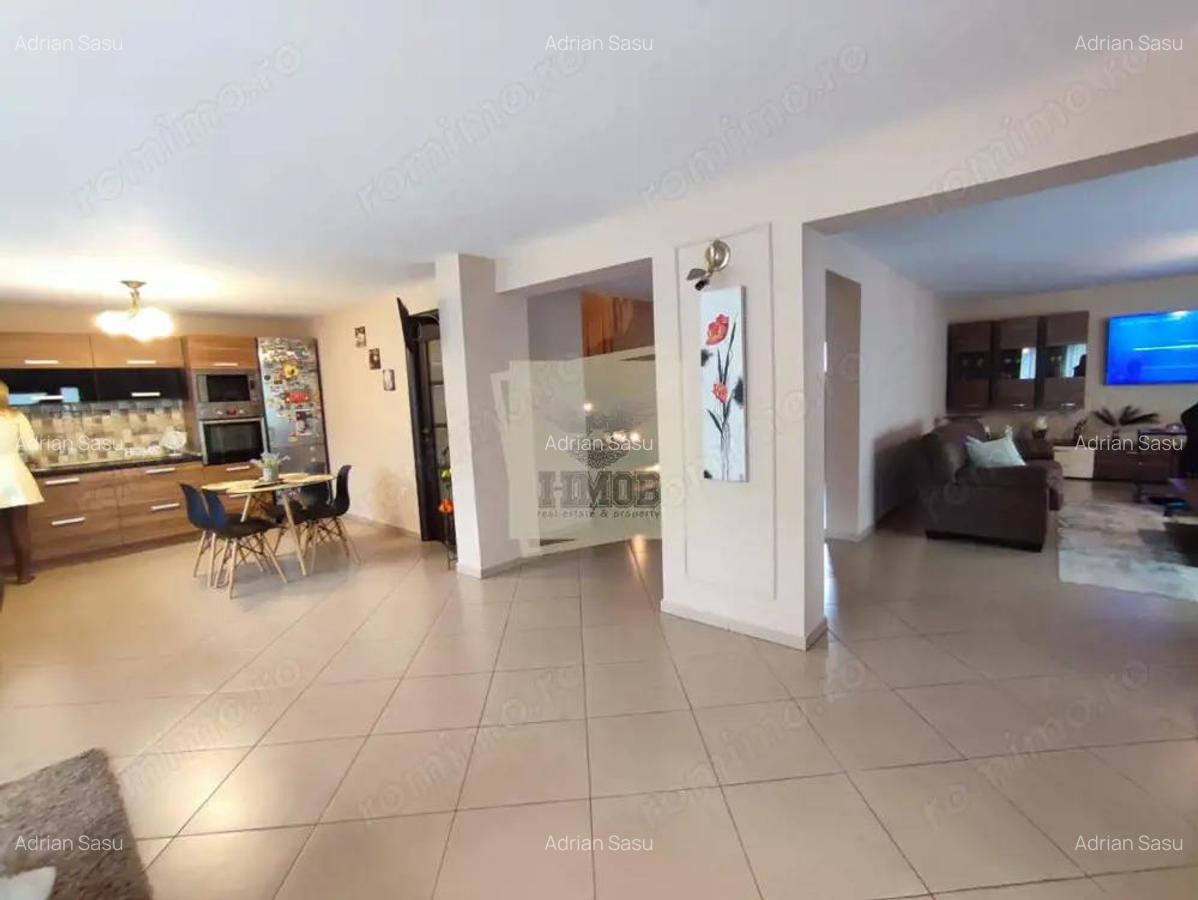 Casa cu 4 camere 3 bai garaj inchis si teren 1100 mp in Tocile - 5
