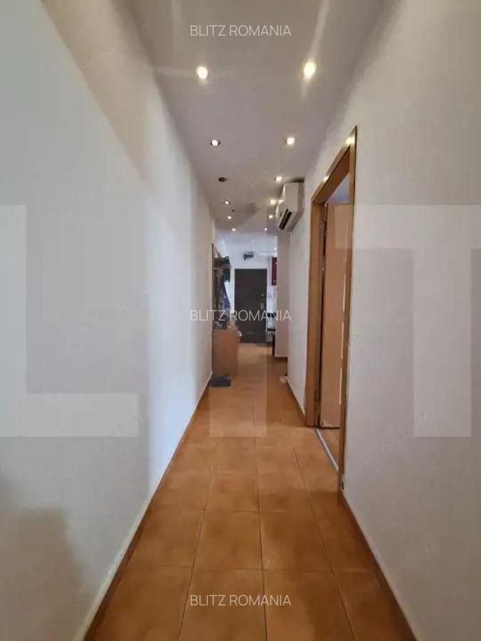 Apartament de vanzare, cu 2 camere decomandat, mobilat, zona Spitalul Judetean - 10