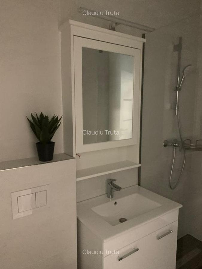 Casă cu 6 camere în Central - 8
