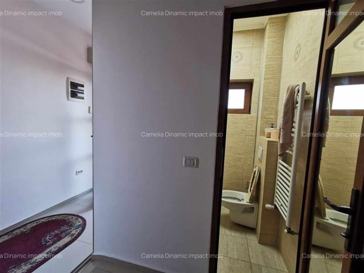 Casă cu 5 camere în Central - 5