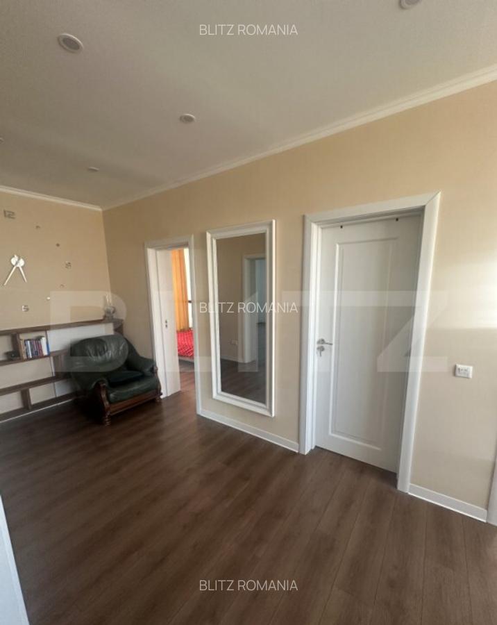 Casa tip apartament, cu 3 camere, 86 mp, zona 14 Mai - 6