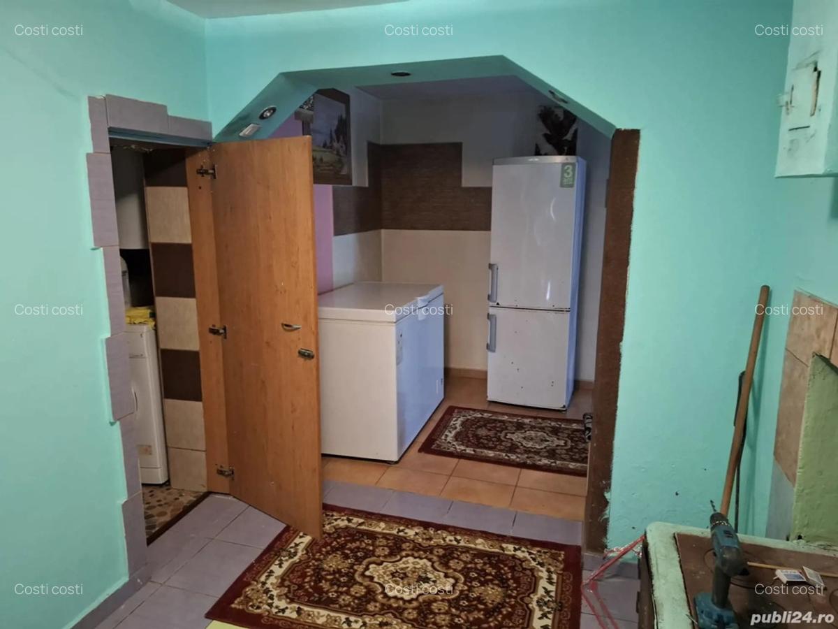 Vand casa in judetu olt in comuna Crampoia - 3 Vand casa in judetu olt in comuna Crampoia - 3