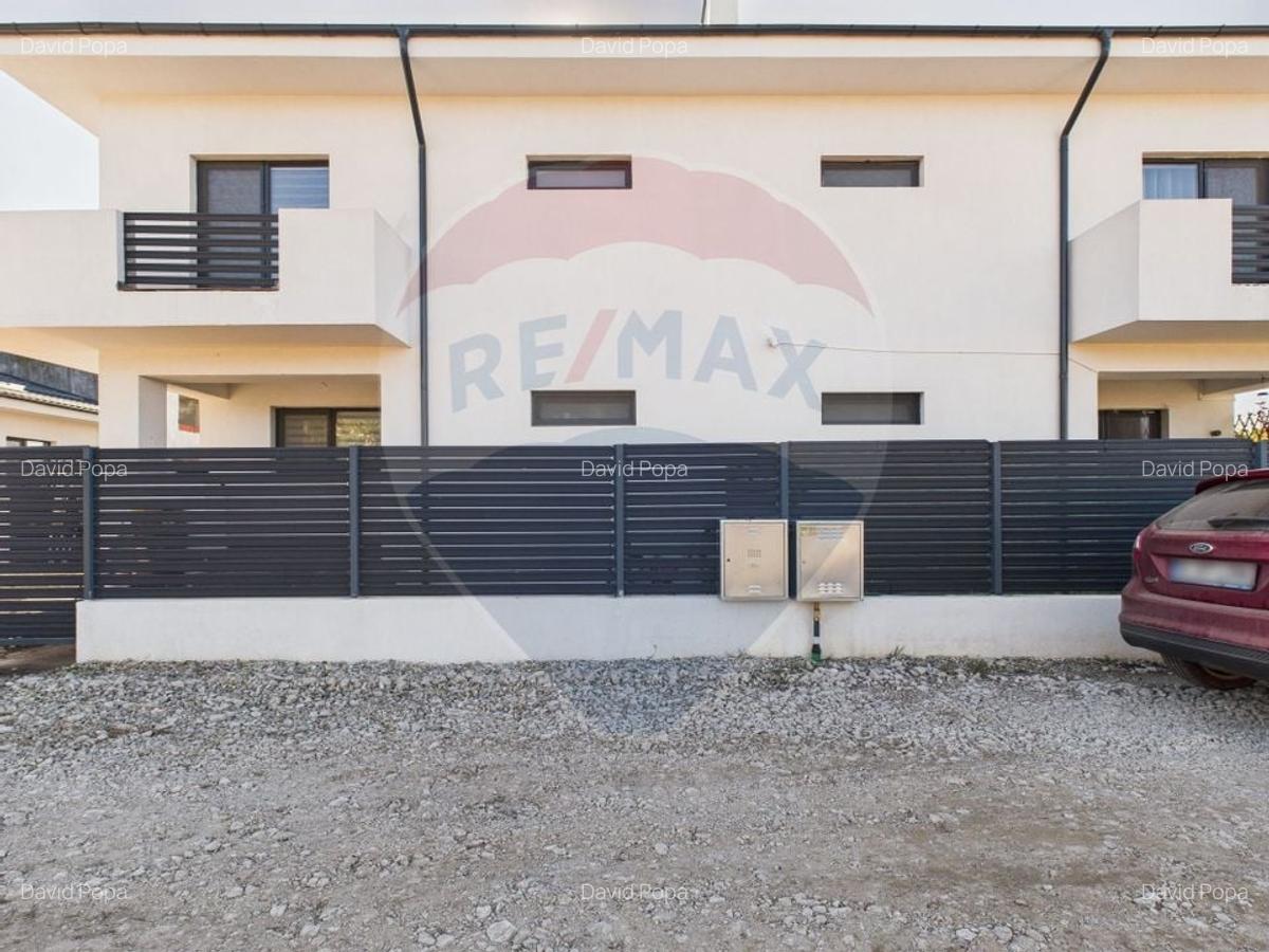 Duplex 85 mp utili, curte 200 mp - vedere la lac si padure - 3