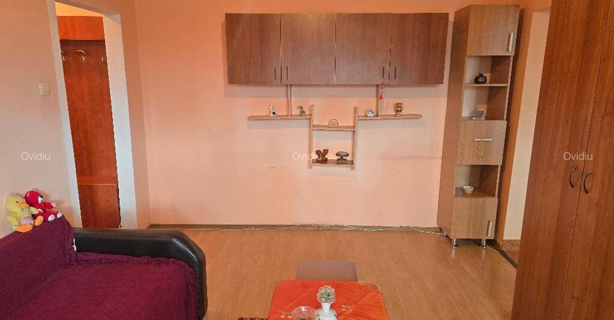 Vand apartament cu 2 camere in Deva, Sala Sporturilor in P-uri, et 3 - 4