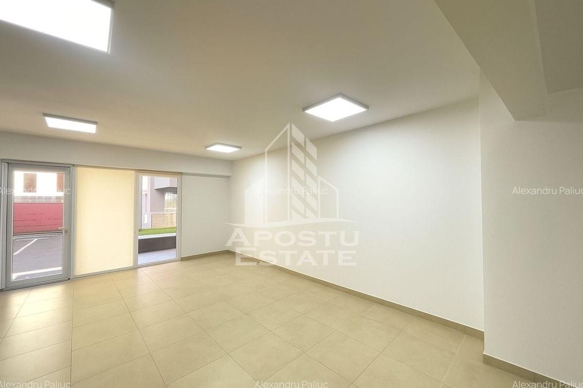 Doua spatii comerciale, 120 mp + 2 locuri parcare, Zona Aradului - 2 Doua spatii comerciale, 120 mp + 2 locuri parcare, Zona Aradului - 2