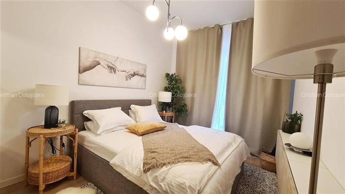Apartament cu 3 camere în Torontalului - 13