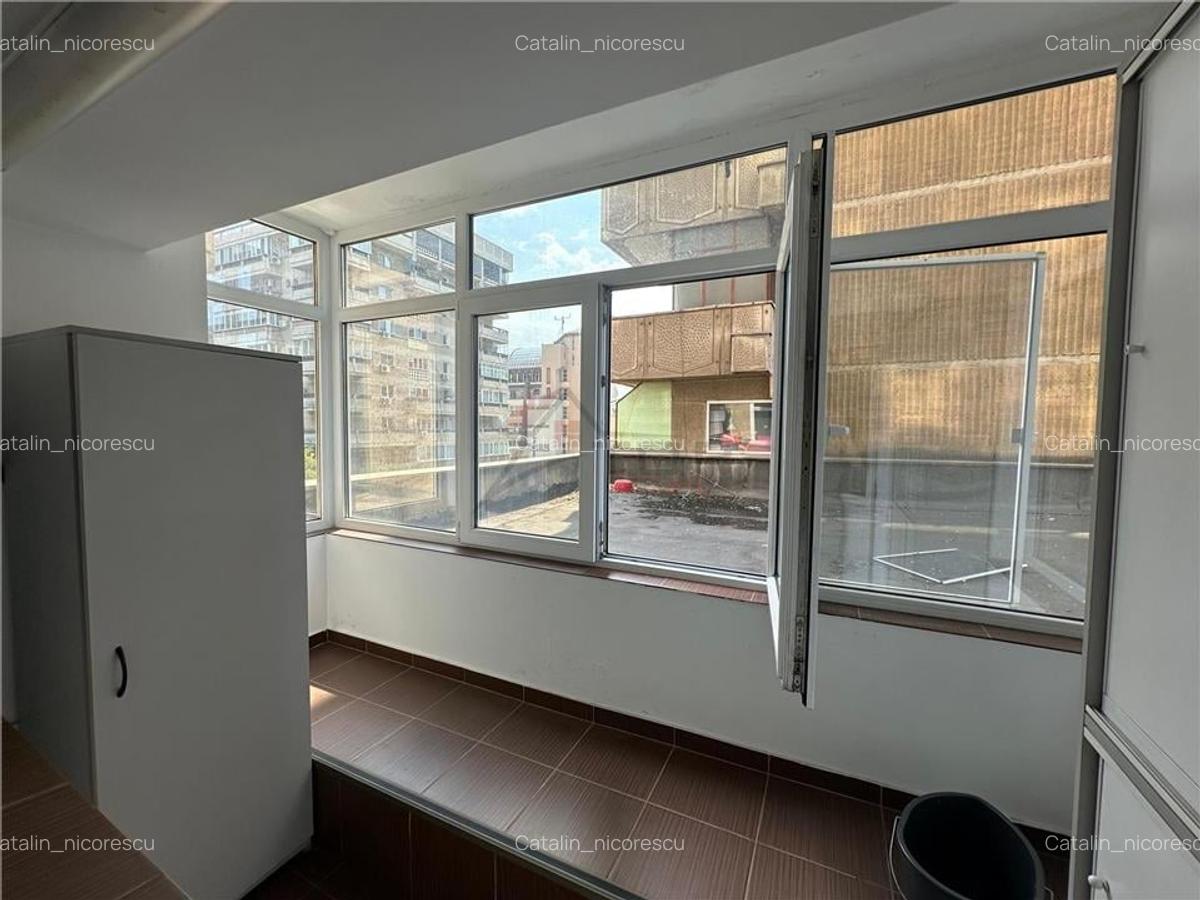 Apartament cu 2 camere decomandat în Central - 3