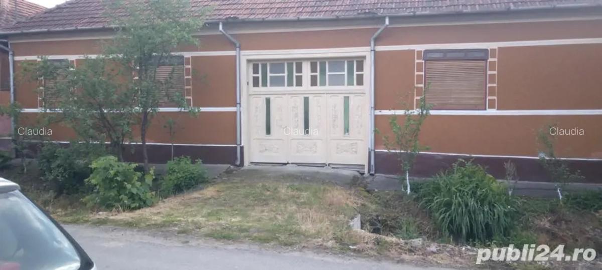 Vand casa in com. Beliu - 3
