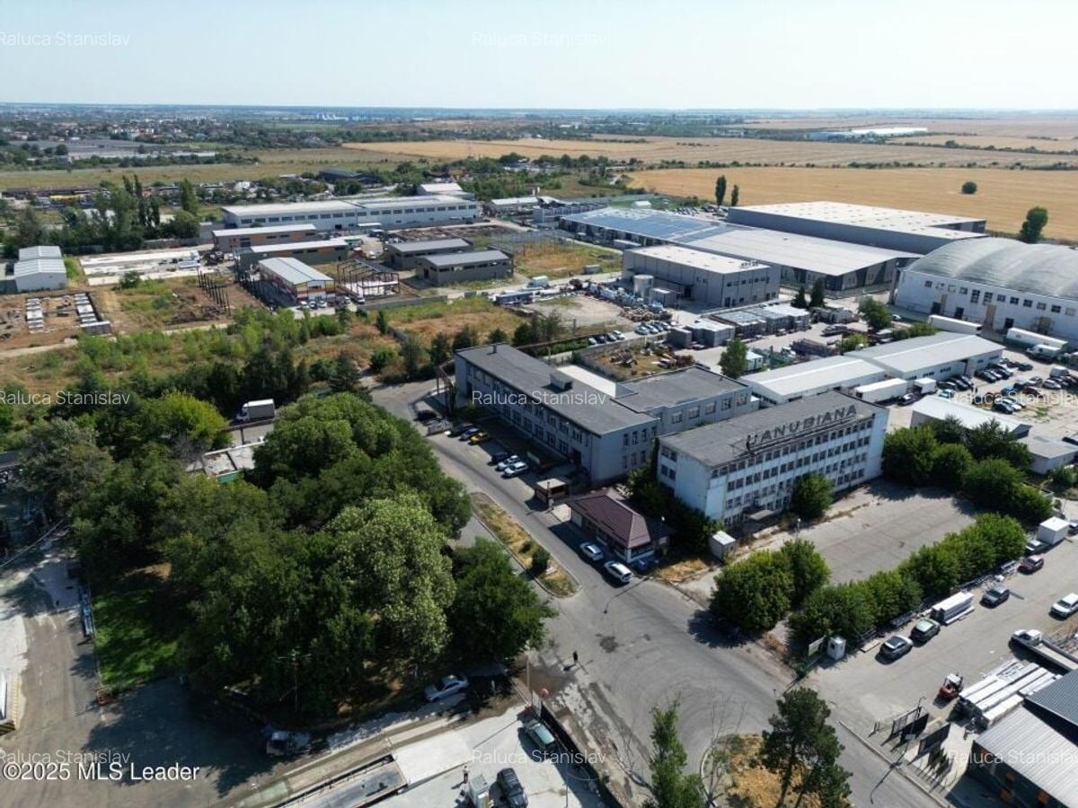 De vanzare spatiu birouri si depozitare, teren  Danubiana - 12