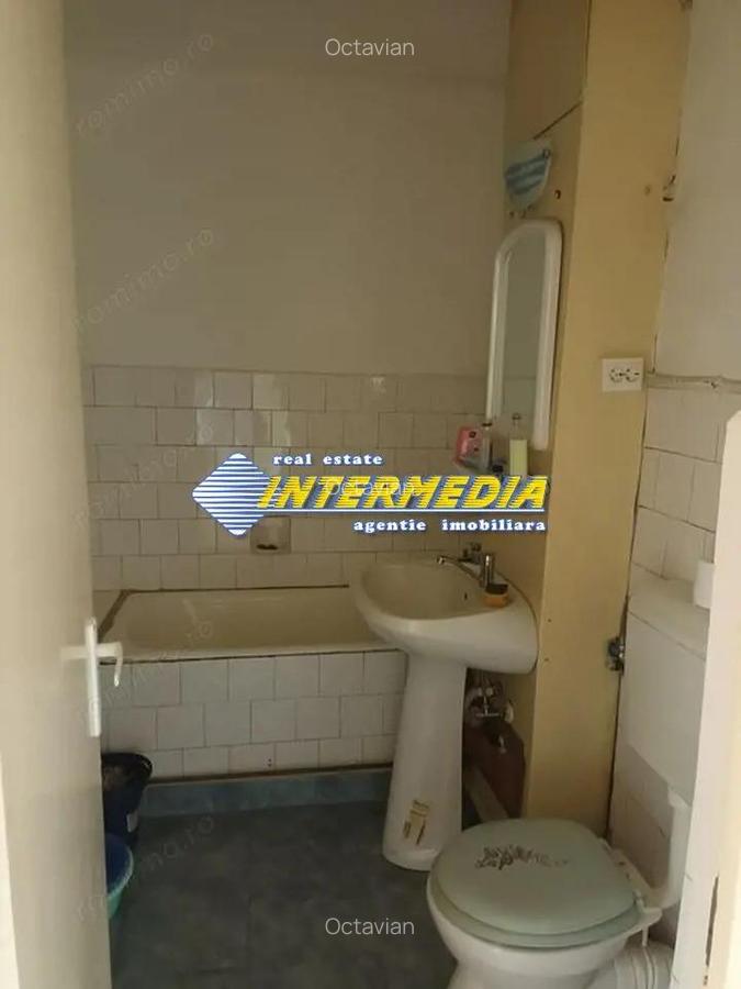 Apartament 2 camere 54 mp de vanzare in Cetate etaj 3 - 5