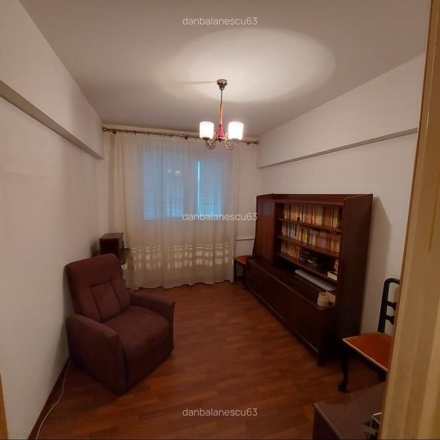 Apartament 3 camere decomandat - 6