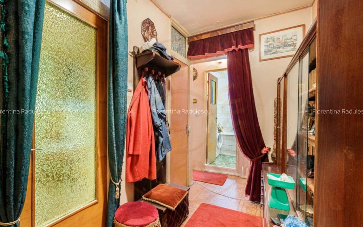 Apartament cu potential, ideal pentru renovare bloc din - 9