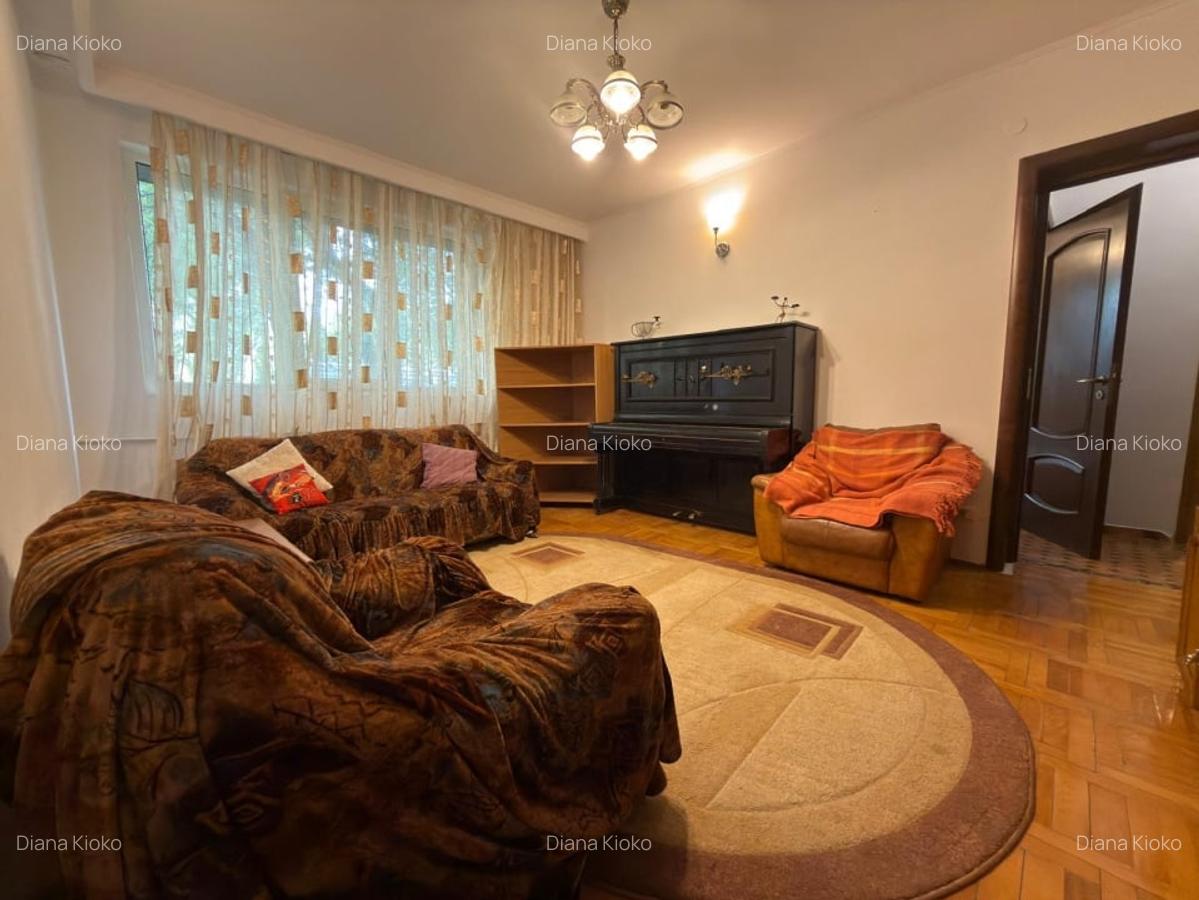 De inchiriat 3 camere Parter Bd Basarabia Plan secund - 1
