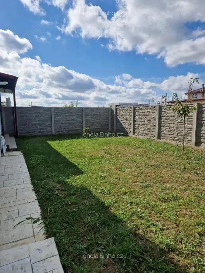 Duplex 4 camere, 154 mp utili, cu garaj si 2 fronturi stradale - Mosinita Noua - 3