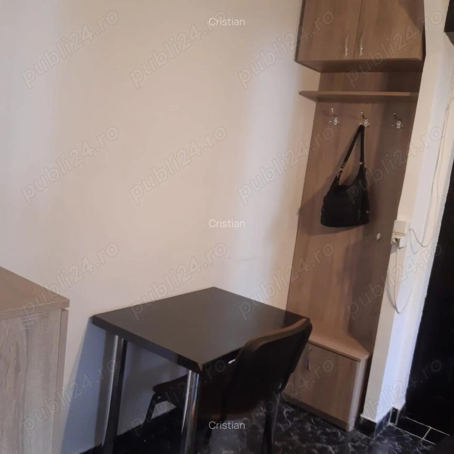 Inchiriez garsoniera zona Mega Mall - 1