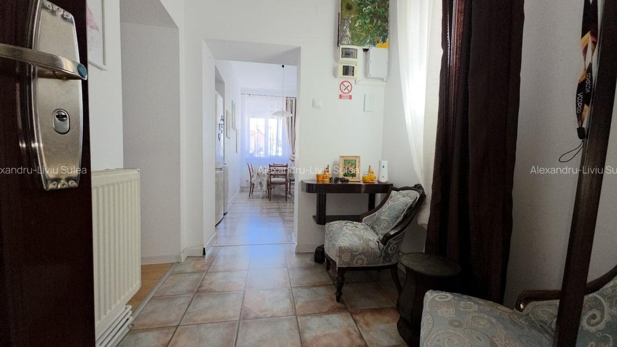 Apartament cu doua camere 50mp, Str. De Mijloc, Centrul Vechi - 4