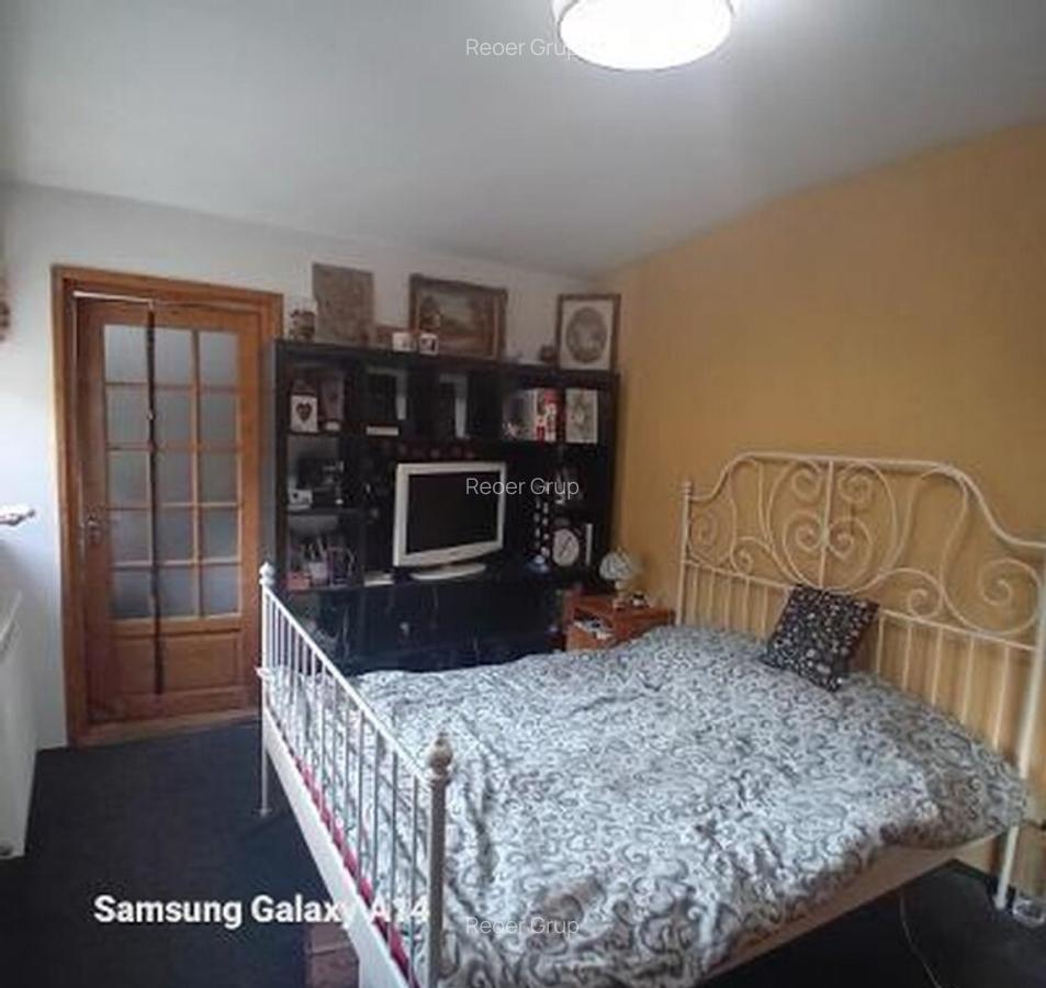 Blv BUCURESTI - casa P+1, 6cam, S-200mp - 155000 euro - 22