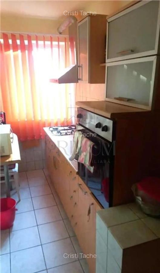 DACIA - ETAJ 2 - BLOC IZOLAT - 3 cam - decomandat - clima - 4