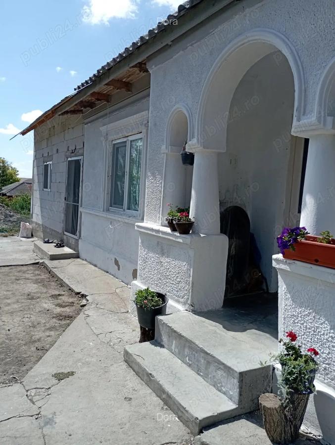 Vand casa in sat Plopeni - 2