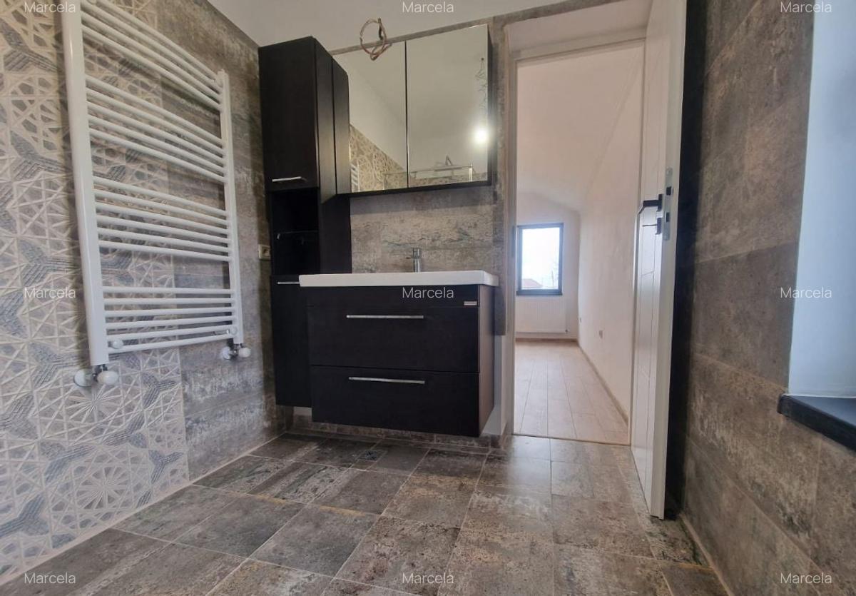 Casă cu 3 camere în Valu lui Traian - 11