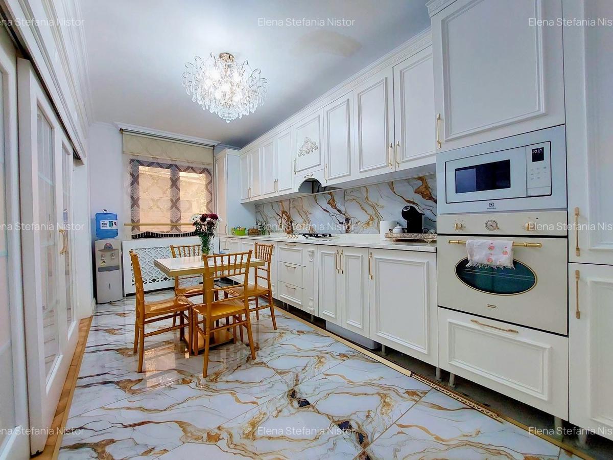 Casa S+P+1+Pod  , 5 Camere  Strada Silvia, Doamna Ghica - 3