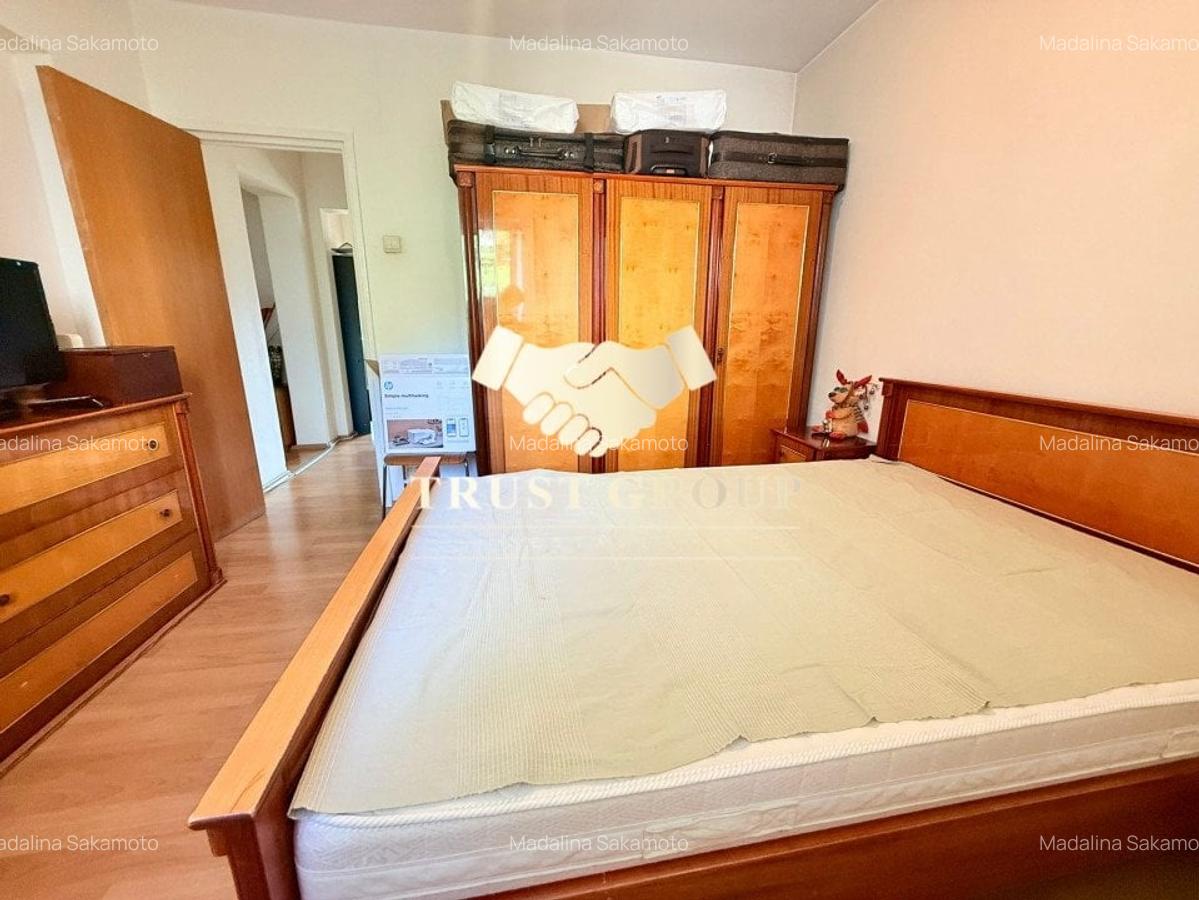 Apartament cu 4 camere decomandat în P-ța Victoriei - 18