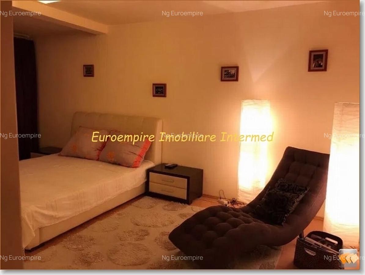 De inchiriat vila cu 5 camere in loc. Ovidiu jud. Constanta - 3
