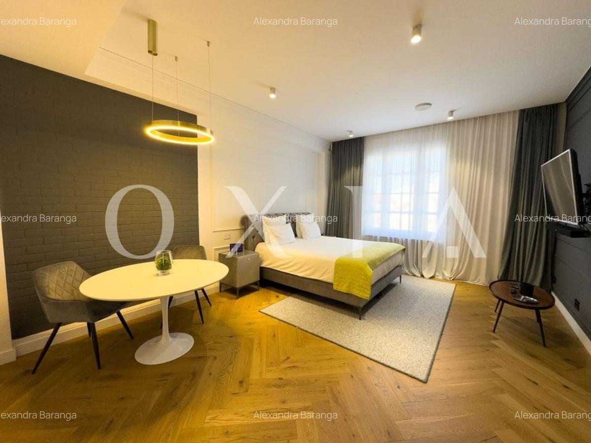 Apartament cu 3 camere circular, mobilat în P-ța Unirii - 7
