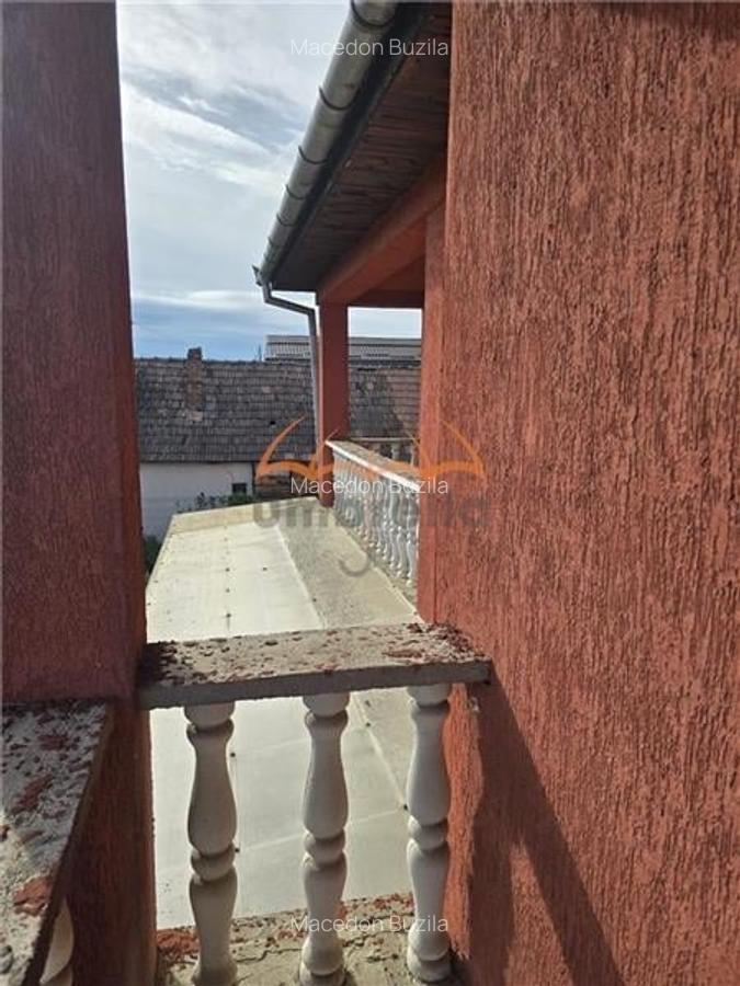 Casa de vanzare in Fundatura front 25m la E576/ 1C. - 5