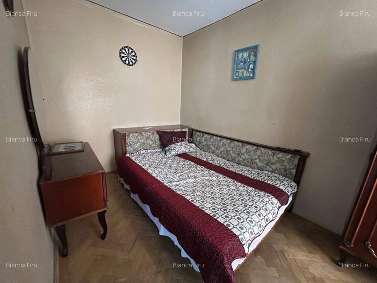 Apartament 2 camere, semidecomandat, 41mp, Craiovita, zona Niela. - 4