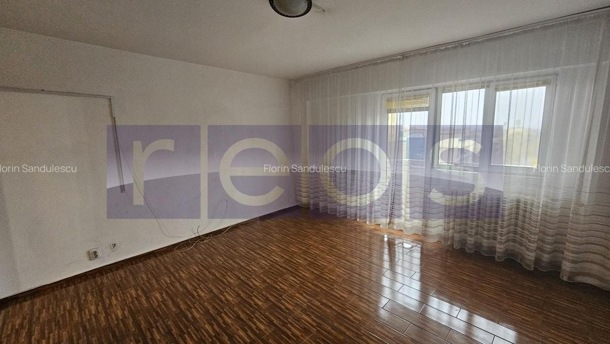 DE VANZARE APARTAMENT 2 CAMERE, ET 5,  1992 –ZONA PANDURI- DECOMANDAT - 1