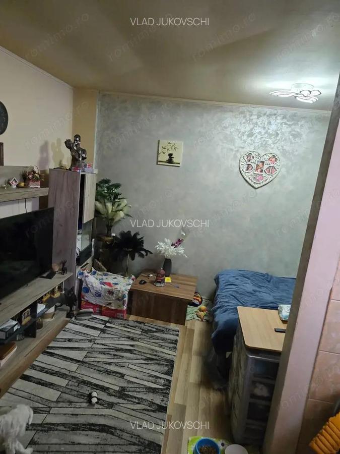 Garsoniera zona Anda - 1