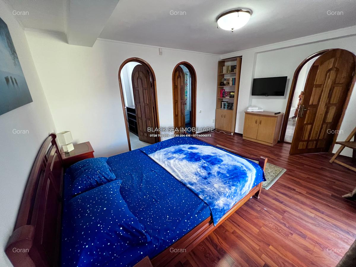 Casă cu 7 camere în Central - 8