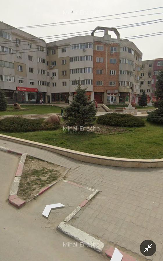 Navodari central spatiu comercial din construcție 2 intrari - 1