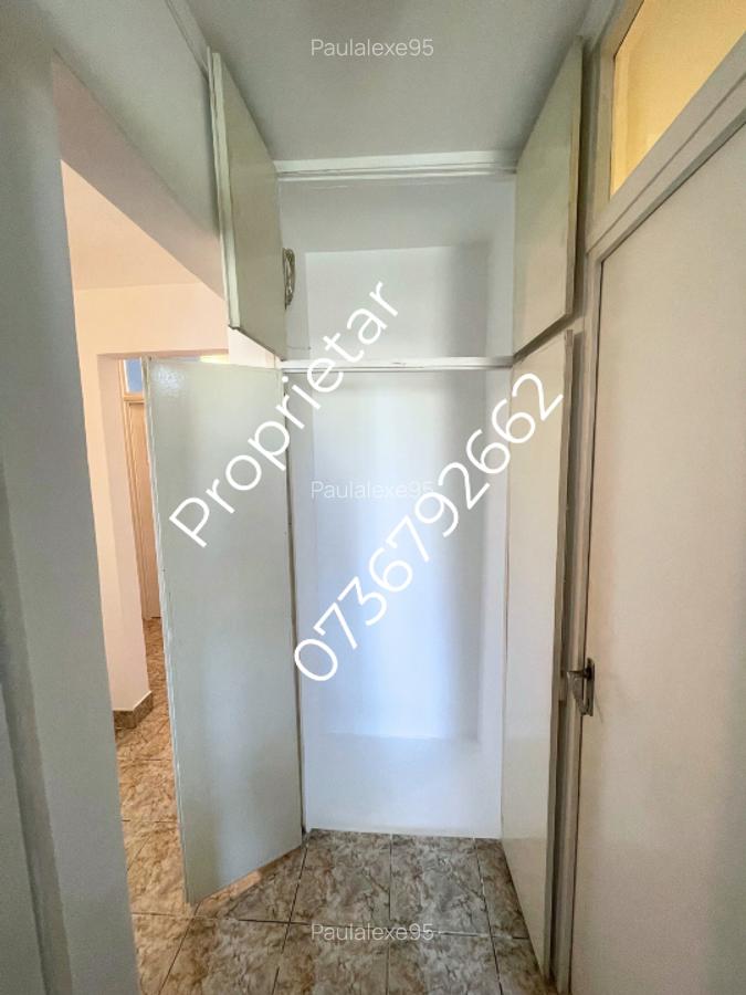 Proprietar – 3 camere, confort 1,  2 băi, 2 balcoane, Tractorul - 12