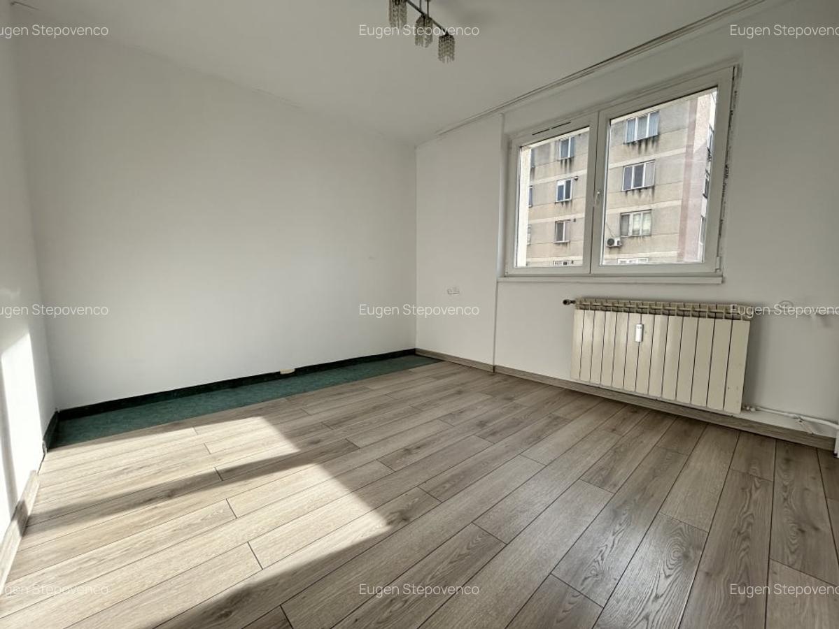 `Vanzare 2 Camere Drumul Taberei 47mp decomandat Vedere spre Parc - 4