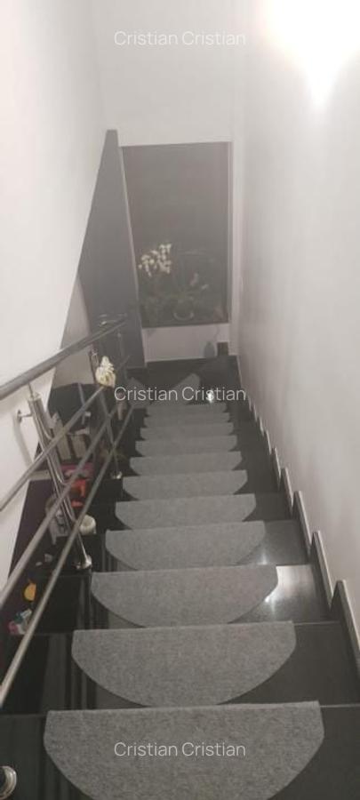 Vila 5 camere cu piscina,teren 618mp,constr.2011,Colentina-Andronache - 9