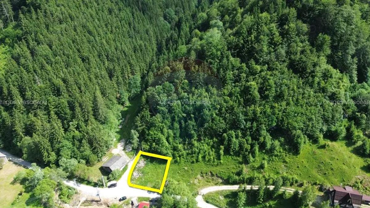 Teren de vanzare la munte cu rau in fa?a ?i priveli?te superba - 8