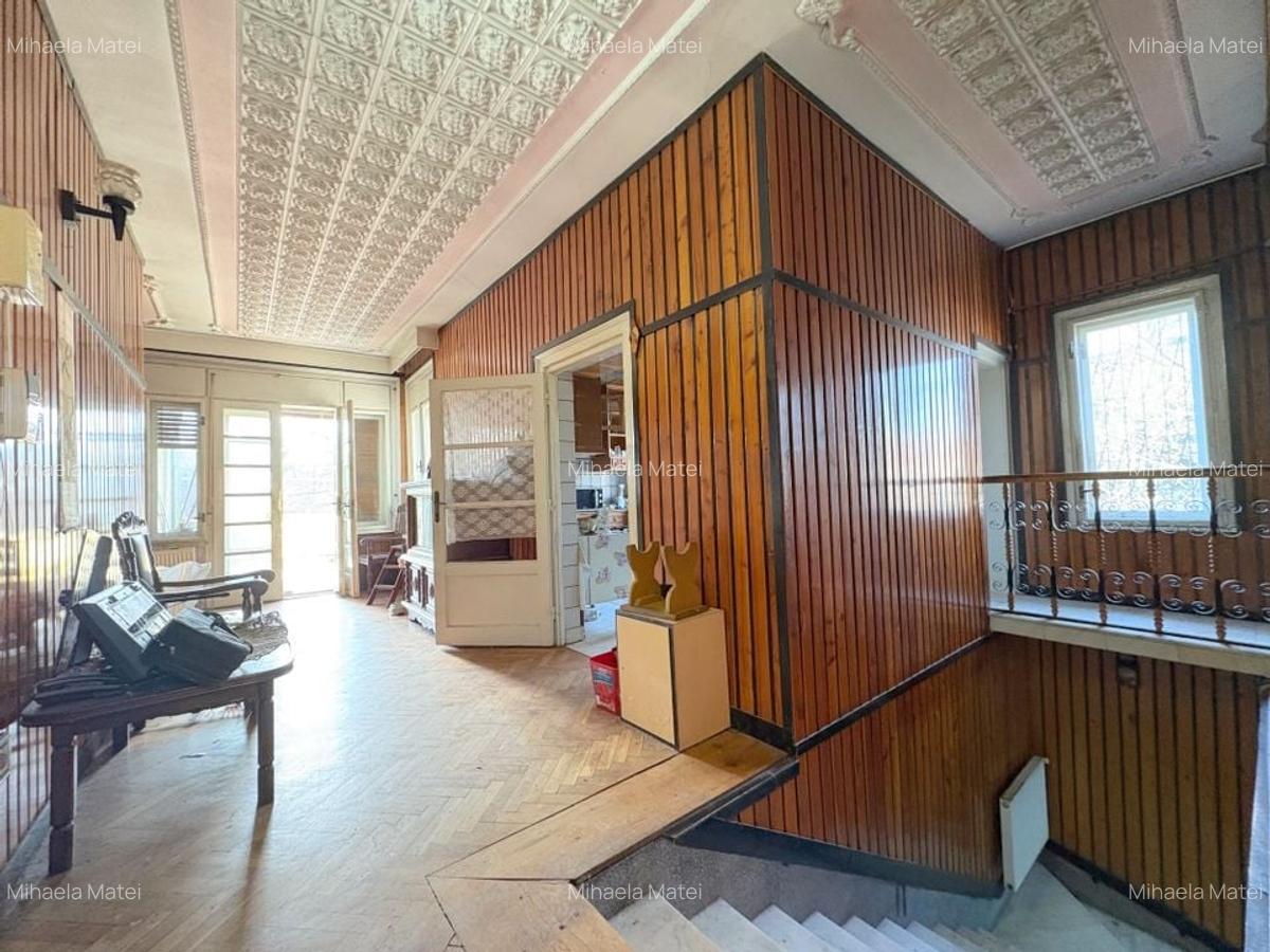 Apartament cu 4 camere decomandat în Central - 9