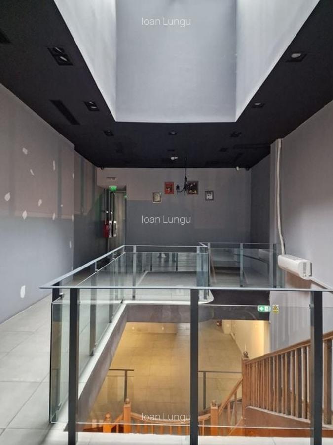 Zona Centrul Isoric  Etaj 1 supr 140mp cu intrare separata din strada - 2