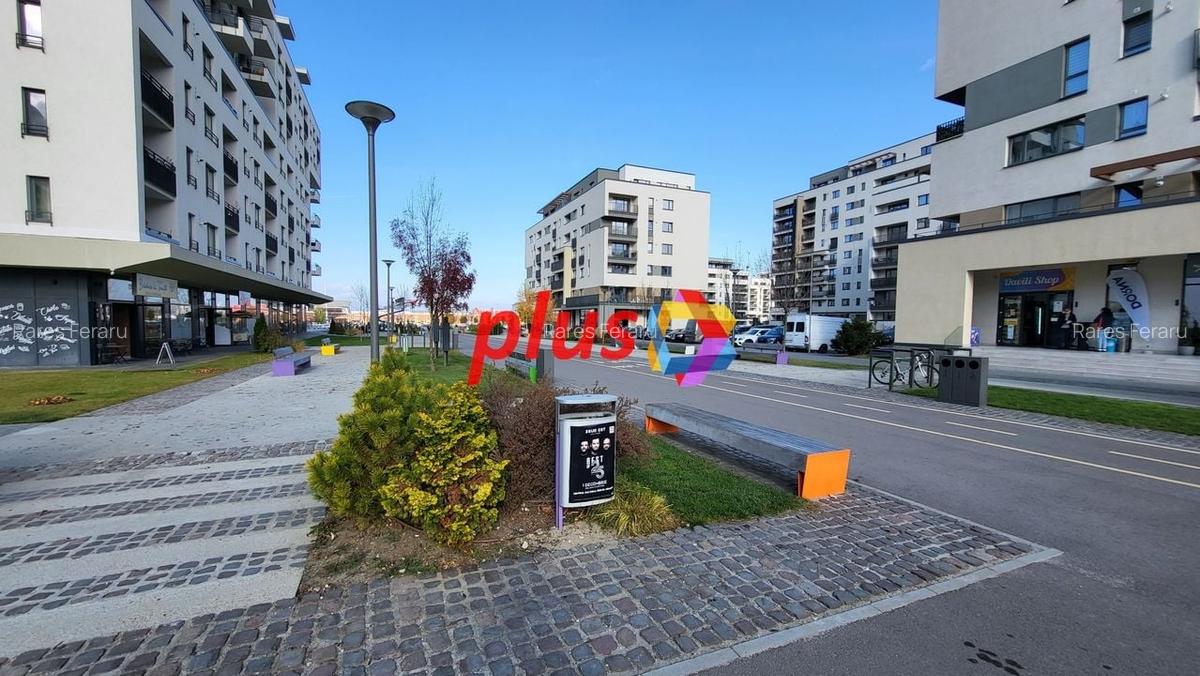 Spațiu comercial, 62 mp în Tractorul - 4