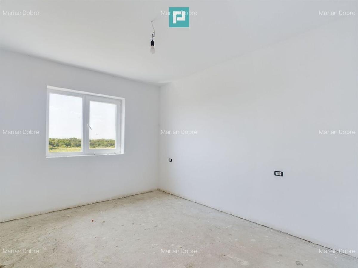 Apartament cu 3 camere decomandat în Torontalului - 8