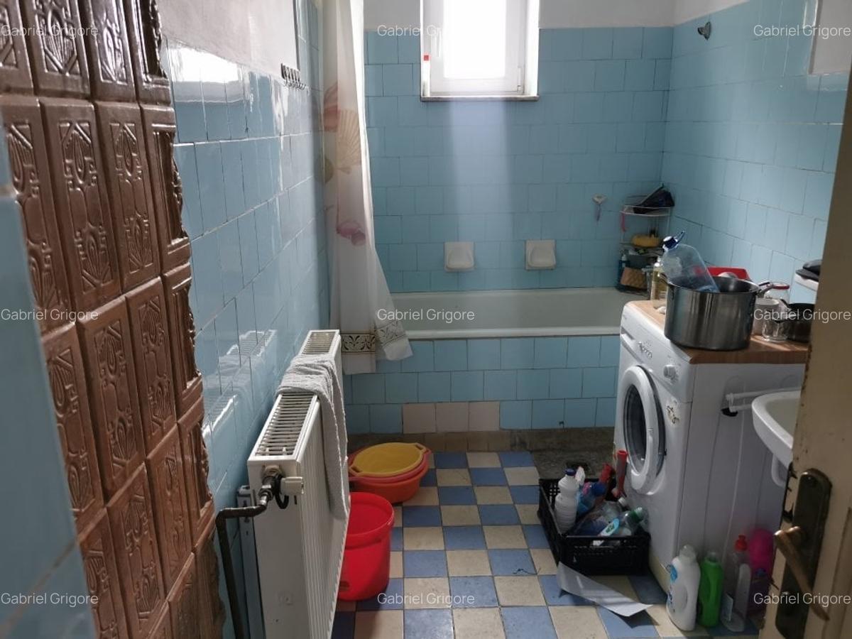 Apartament cu 5 camere decomandat în Central - 11
